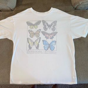 American Eagle T-shirt